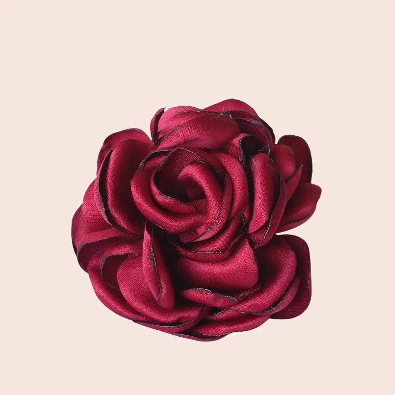 Roses ouvertes artificielles en satin de soie bordeaux