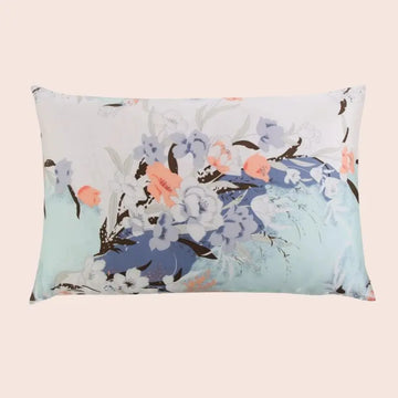 Taie d’oreiller en soie fleurs bleues et corail