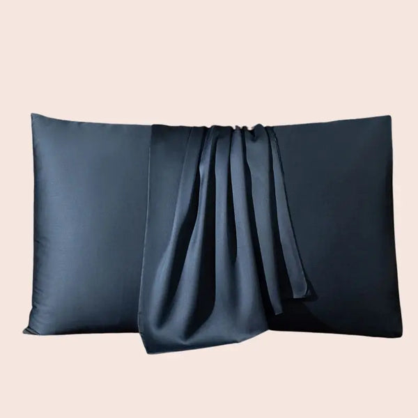Taie d'oreiller bleu marine en soie de mûrier naturelle
