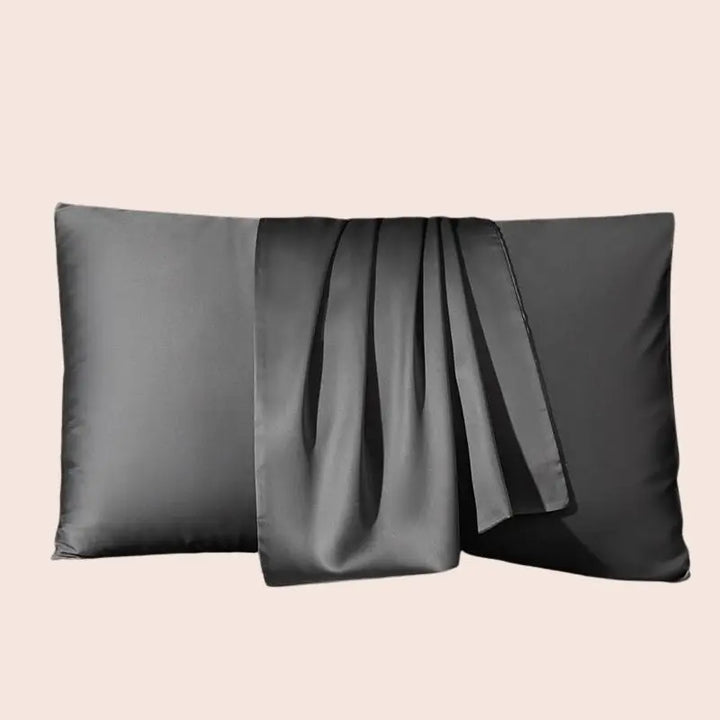Taie d'oreiller grise en soie de mûrier naturelle