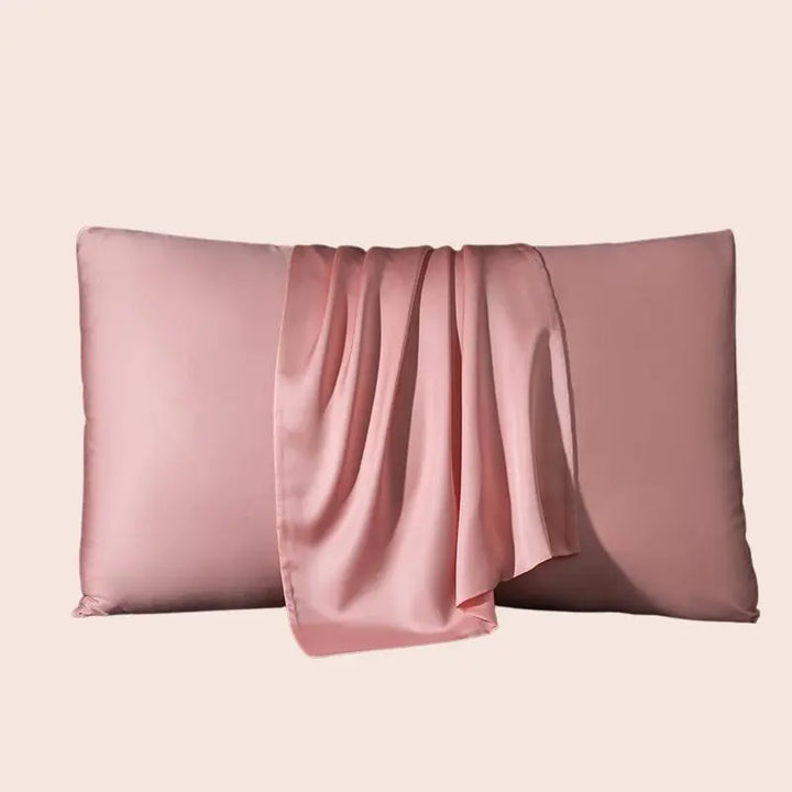 Taie d'oreiller rose en soie de mûrier naturelle